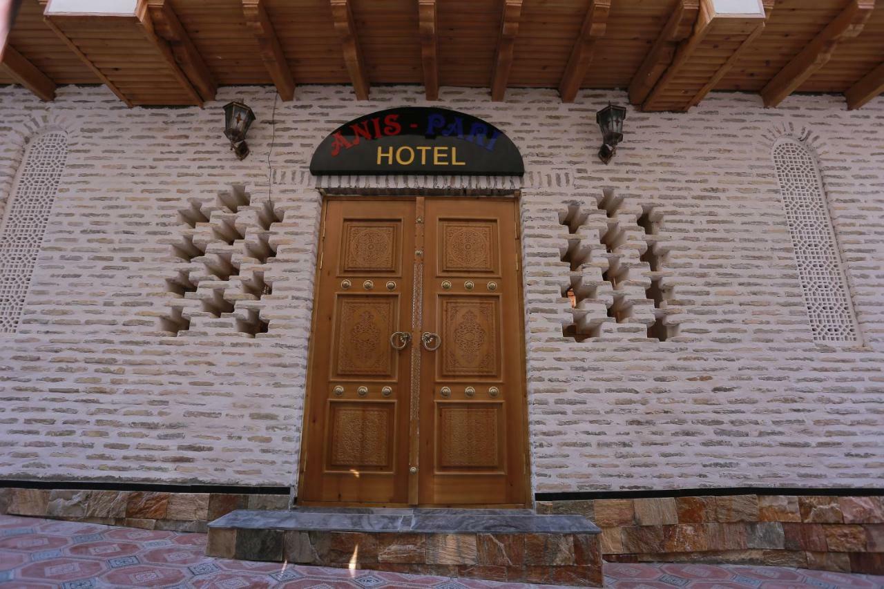 בוקורו Anis-Pari Hotel מראה חיצוני תמונה